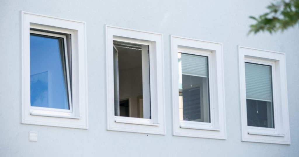 Janelas de vidro em Macaé